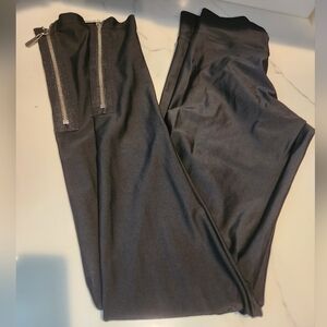 Rock & Republic Black Leggings with Zipper Detail